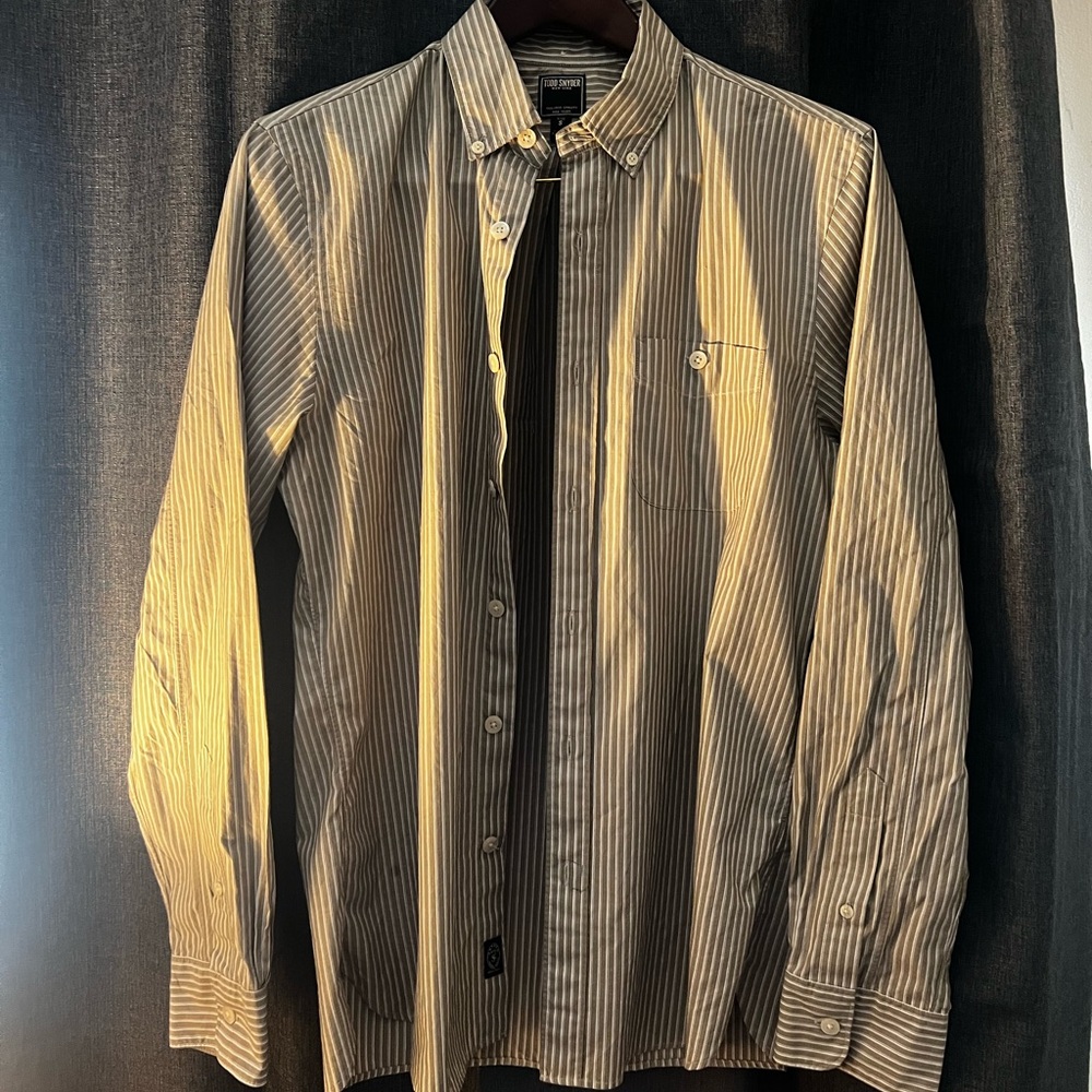 **Todd Snyder New York small button up formal long sleeve**